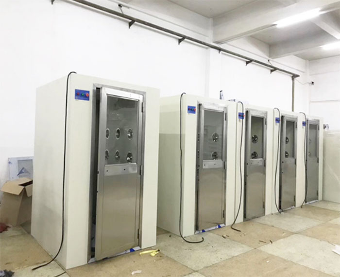 風(fēng)淋室尺寸:1200風(fēng)淋室,1300風(fēng)淋室,1400風(fēng)淋室,1590風(fēng)淋室。 風(fēng)淋室尺寸:1200風(fēng)淋室,1300風(fēng)淋室,1400風(fēng)淋室,1590風(fēng)淋室。