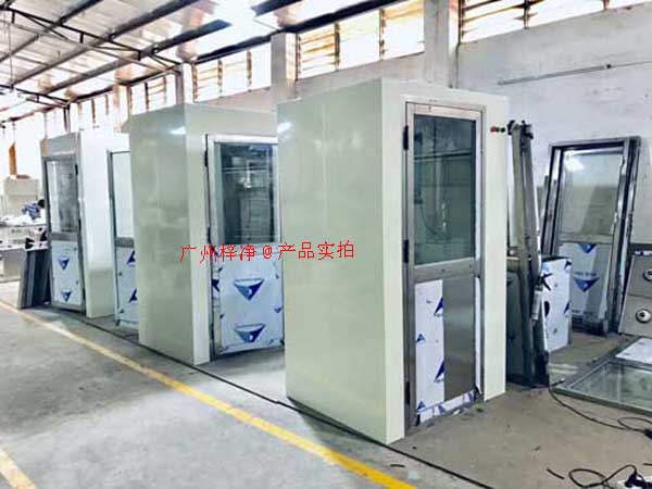在工業生產過程中，風淋室作為一種重要的凈化設備